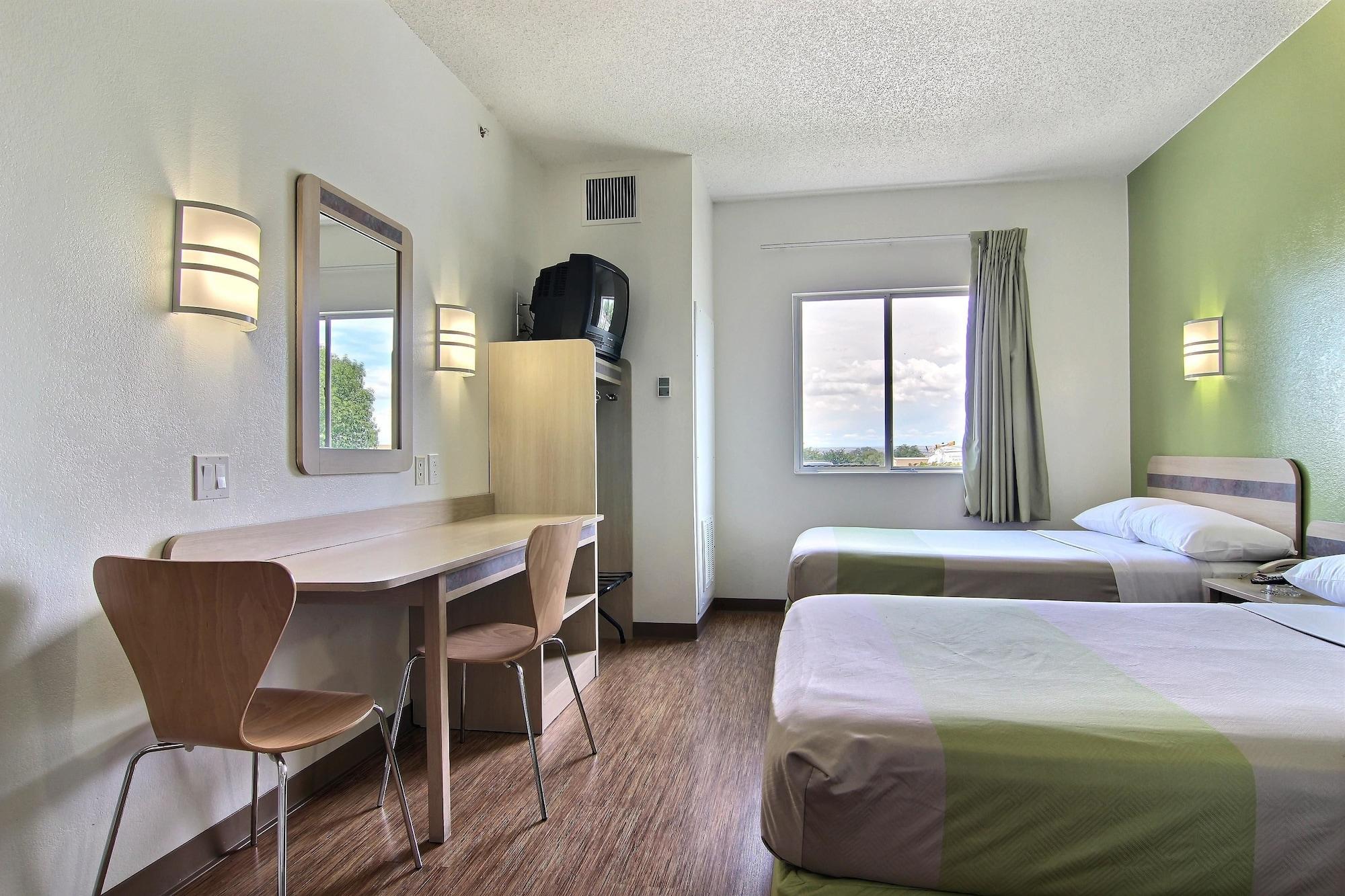 Motel 6-Albuquerque, Nm - North Εξωτερικό φωτογραφία